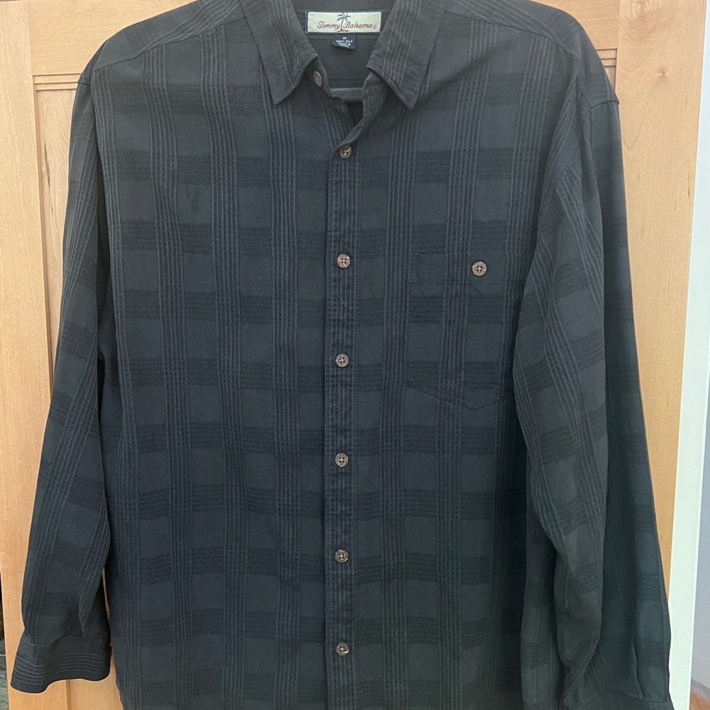 Tommy Bahama Charcoal Grey Long Sleeve Men’s Silk Shirt Medium